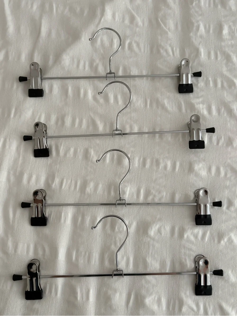 Set of 4 Metal Skirt/Pant Hangers